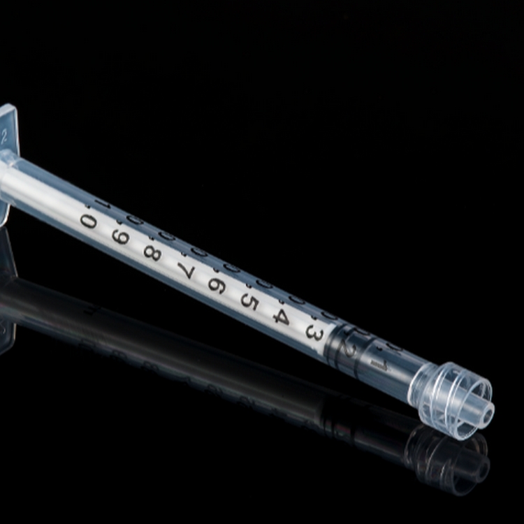 Disposable luer lock syringe 1ml Vaccine with needle
